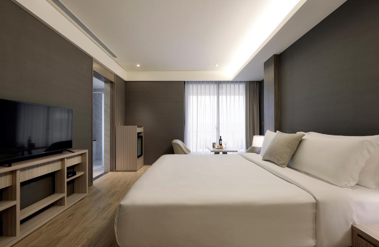 Cuncyue Hot Spring Resort Luodong Bagian luar foto Deluxe Room