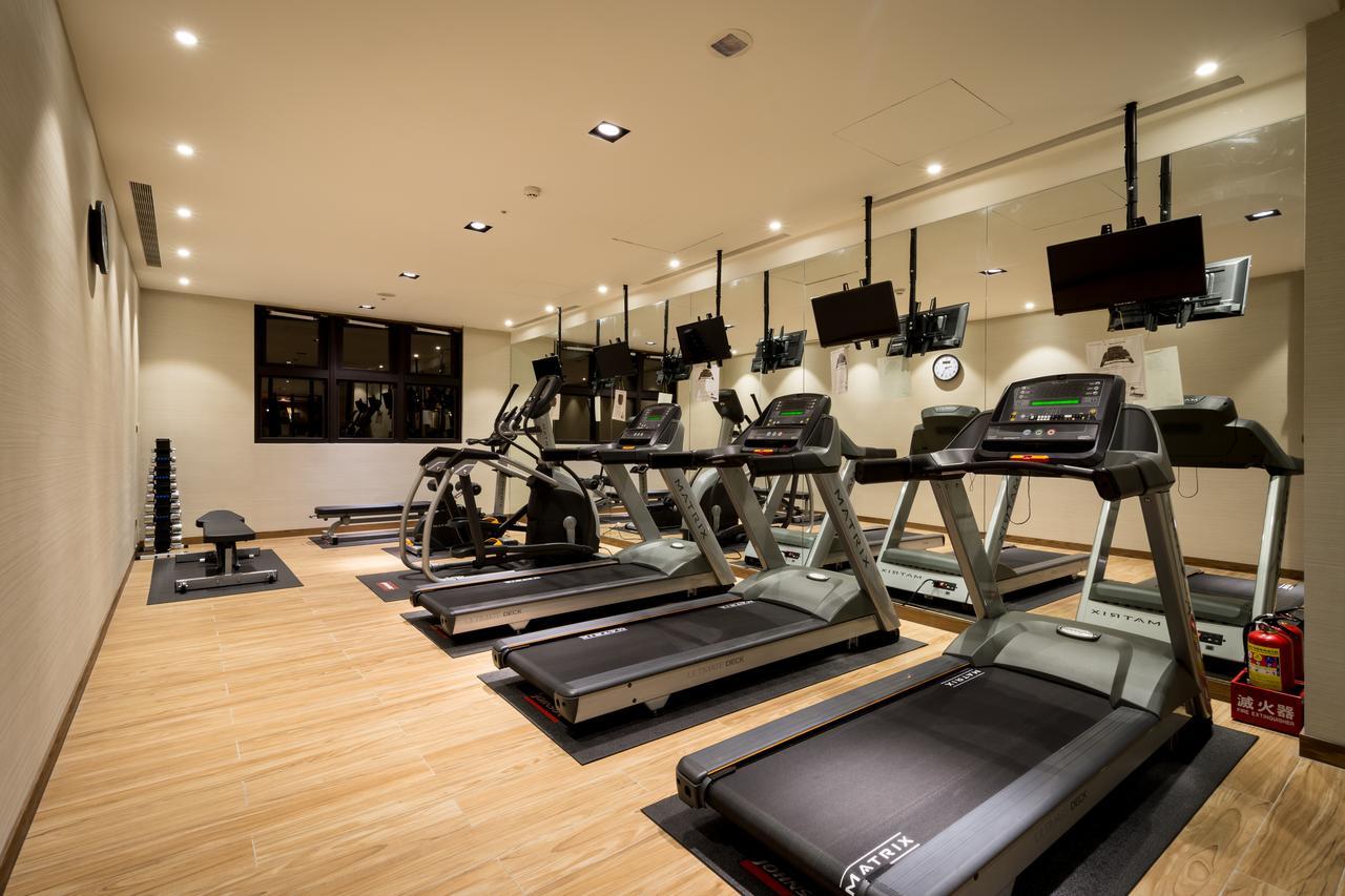 Cuncyue Hot Spring Resort Luodong Bagian luar foto A gym in a hotel